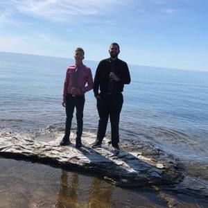 Meet your Posher, Denis